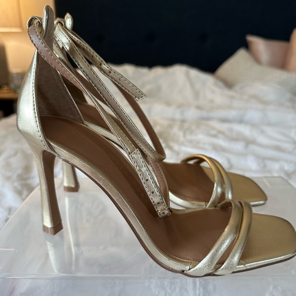 Gold strappy stilettos - Chinese Laundry - Picture 2 of 6